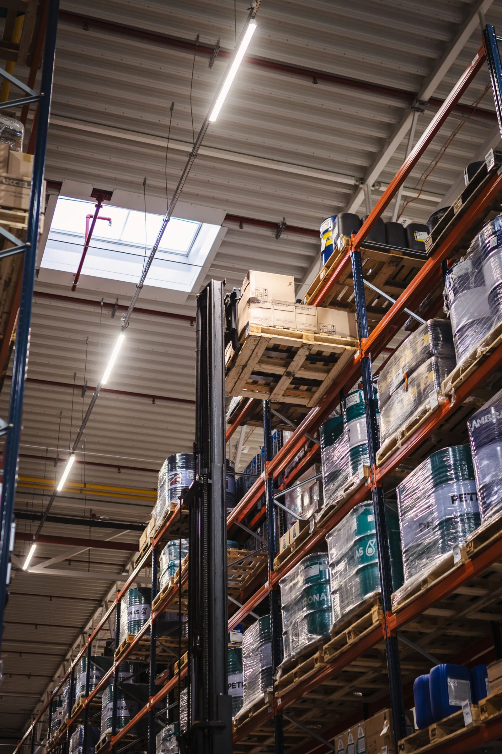 Magazina të larta në magazinën e ALB Logistics